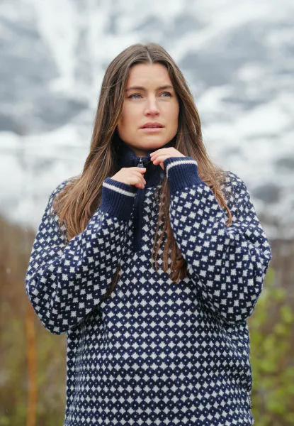 Hovedbilde Dovre Cable strik med zip, 100% Ull, Navy Unisex