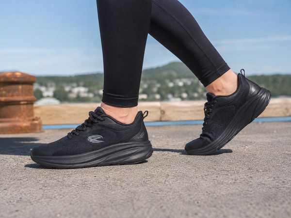 Hovedbilde Move On Valance Fulldempet Joggesko Dame Sort